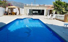 Sunny Villa Mijas With Large Pool Free Parking